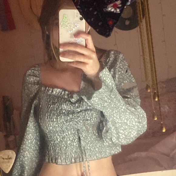 Crop top - Picture 3 of 3